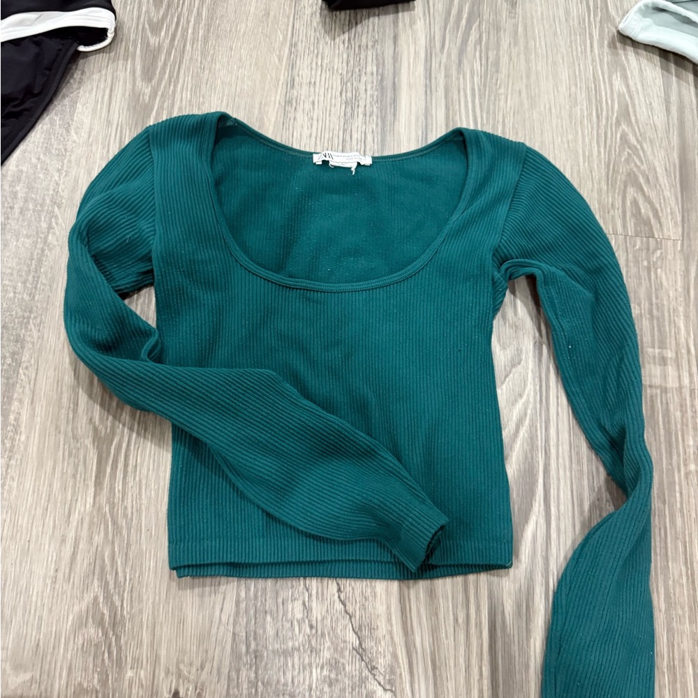 Zara Green Ribbed Longsleeve